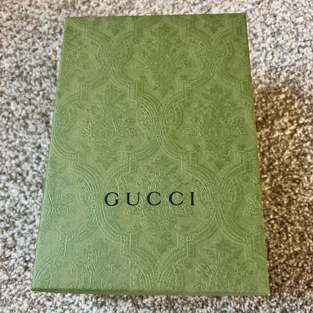 Gucci Fuchsia Calfskin Quilted Leather Shoulder Chain Mini Crossbody Bag - Picture 15 of 16